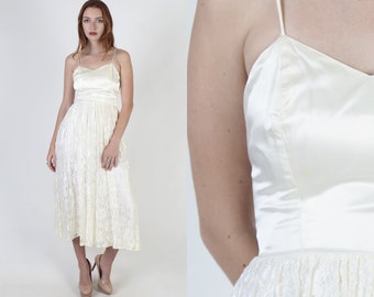 Crisp Ivory Lace Satin Dress Size Small, Spaghetti Strap Shiny Bustier, Vintage 1980's Plain Full Skirt Wedding Party Maxi