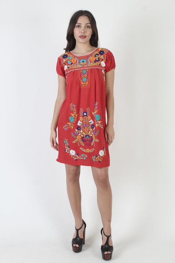 Red Cotton Mexican Mini Dress / Embroidered Flora… - image 3