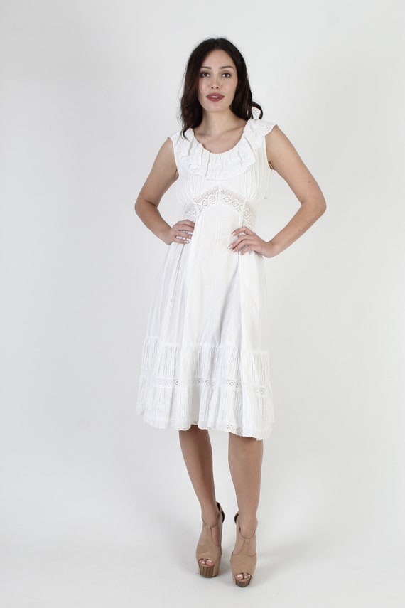 White Mexican Wedding Dress / South American Croc… - image 3