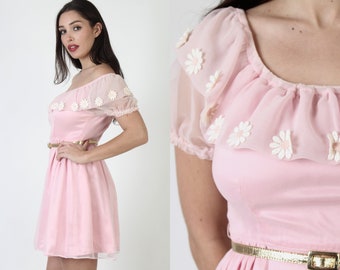 Simple Monochrome Bohemian Mini Dress, Vintage 70s Puff Sleeve Barbiecore Gown, Plain Pink Ruffle Bodice