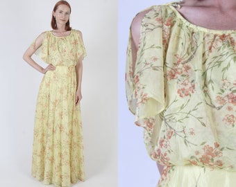 Vintage 70s Grecian Goddess Floral Dress / Split Sleeve Toga Party Outfit / Sweeping Yellow Floor Length Maxi Gown