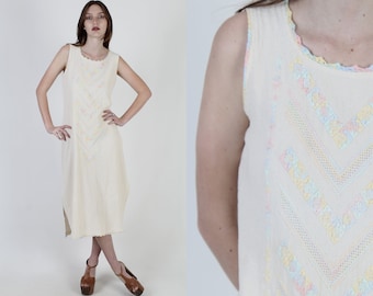 Pastel Mexican Kaftan Dress / Vintage Hand Embroidered Woven Dress / Crochet Caftan Midi Mini Dress