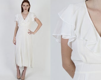 1980's Simple Ivory Avant Garde Dress / 1980s Thin Cream Ruffle Collar Dress / Casual Off White Bridal Wrap Dress