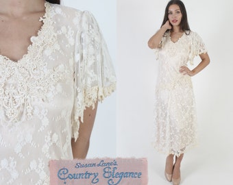Susan Lanes Country Elegance Dress, Vintage 70s Victorian Style Flowing Gown, Cottagecore Lace Bridal Maxi Size 10