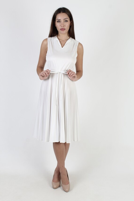 70s Casual Disco Dance Dress White Pleated Lounge… - image 2