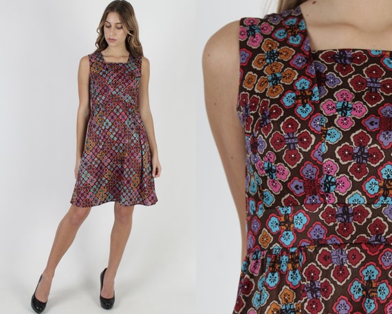 Brown Floral Crosses Print Mini Dress / Vintage 70