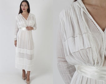 1900s Era White Edwardian Dress / 1920s Lace Delicate Victorian Inspired Gown / Vintage 20s Plain Eyelet Antique Sundress
