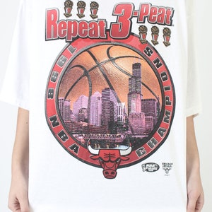 1998 Chicago Bulls 3 Peat T Shirt Vintage 90s Michael Jordan Basketball Tee Starter White Cotton Size Mens XL image 6