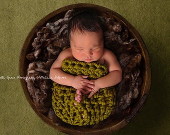 Chunky Newborn Baby Cocoon in Lemongrass Green