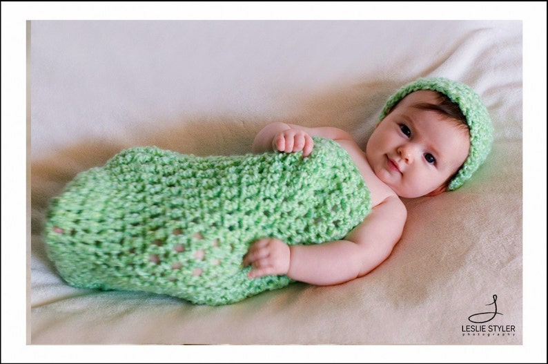 Spring Green Newborn Cocoon Beanie Hat Set image 2