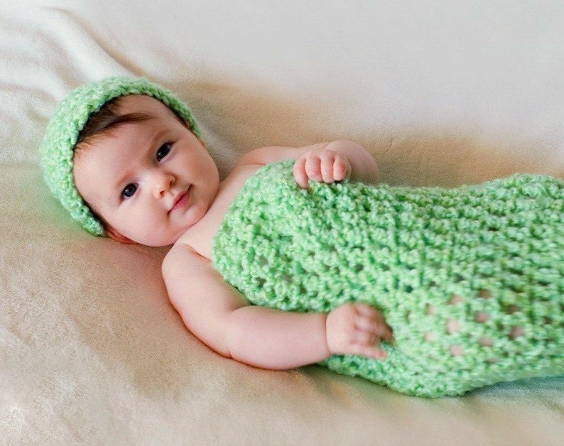 Spring Green Newborn Cocoon Beanie Hat Set image 5