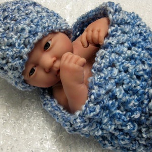 Newborn Cocoon Beanie Hat Set Blue Skies image 3
