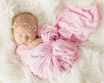 Ruffle Stretch Fabric Wrap Light Pink Newborn Photography Prop Posing Swaddle