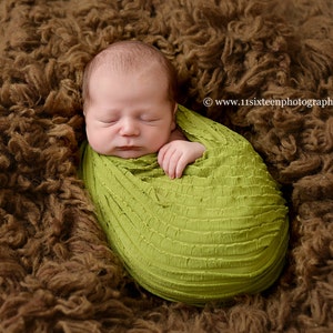 Kiwi Grün Mini Rüschen Stretch Wrap, Neugeborenen Foto Prop, Rüschen Stoff, Neugeborenen Posing Stoff, Baby Stretch Wrap, Neugeborenen Swaddle Decke