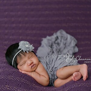 Stretch Wrap mit Rüschen hellgrau Neugeborenen Fotografie Requisite - Posing Swaddle - Schwangerschaft Wrap