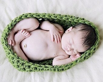 Chunky Baby Bowl Newborn Egg in Grass Green