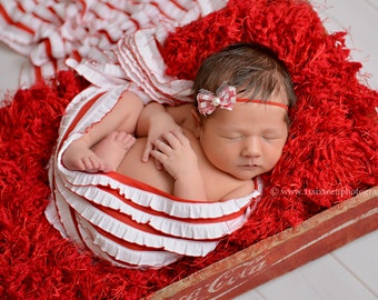 Red White Striped Ruffle Stretch Wrap, Newborn Photo Prop, Ruffle Fabric, Newborn Posing Fabric, Baby Stretch Wrap, Newborn Swaddle Blanket