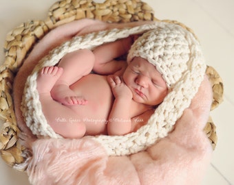 SET Chunky Baby Bowl Newborn Egg Hat Set in Cream