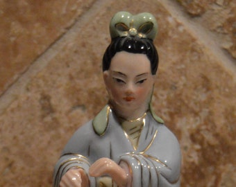 Vintage Buddhist Diety Figurine~About 9&quot; Tall~Guanyin~The Mother Of Buddha~Bodhisattva~Gold Accents~Minor Paint Wear