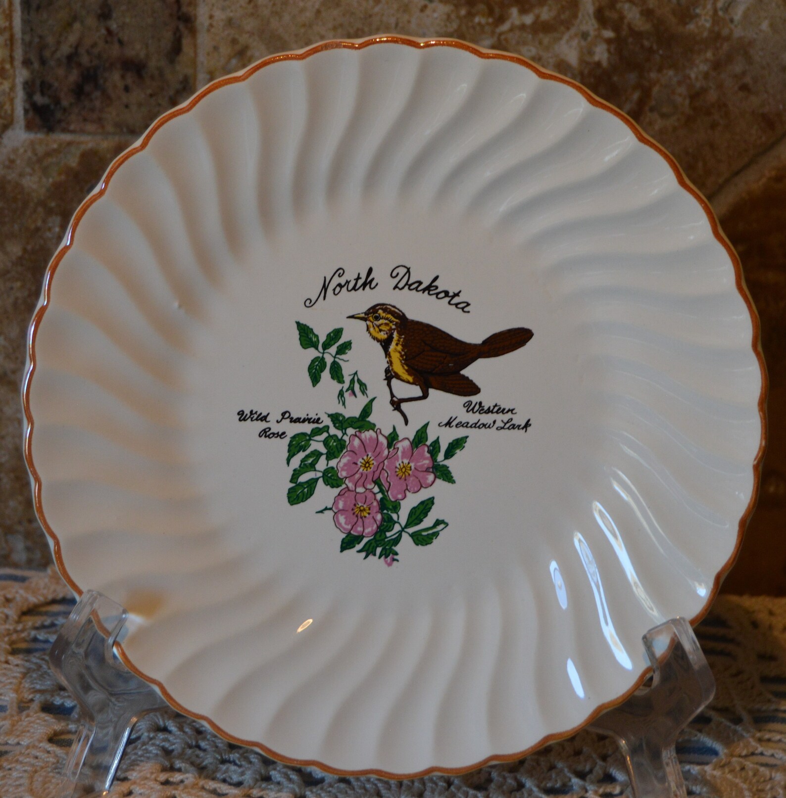 Vintage North Dakota Collector Plate7 1/4 Diameterno Etsy