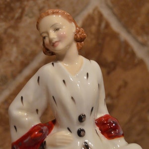 Royal Doulton Figurine &quot;The Ermine Coat&quot;~Made From 1945 to 1967~Designed by L. Harradine~About 6 3/4&quot; Tall~Exquisite