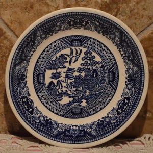 Willow Ware By Royal China~Underglaze~Bread And Butter Plate~Transferware~About 6 1/4" In Diameter~Crazing On Back~See Photo