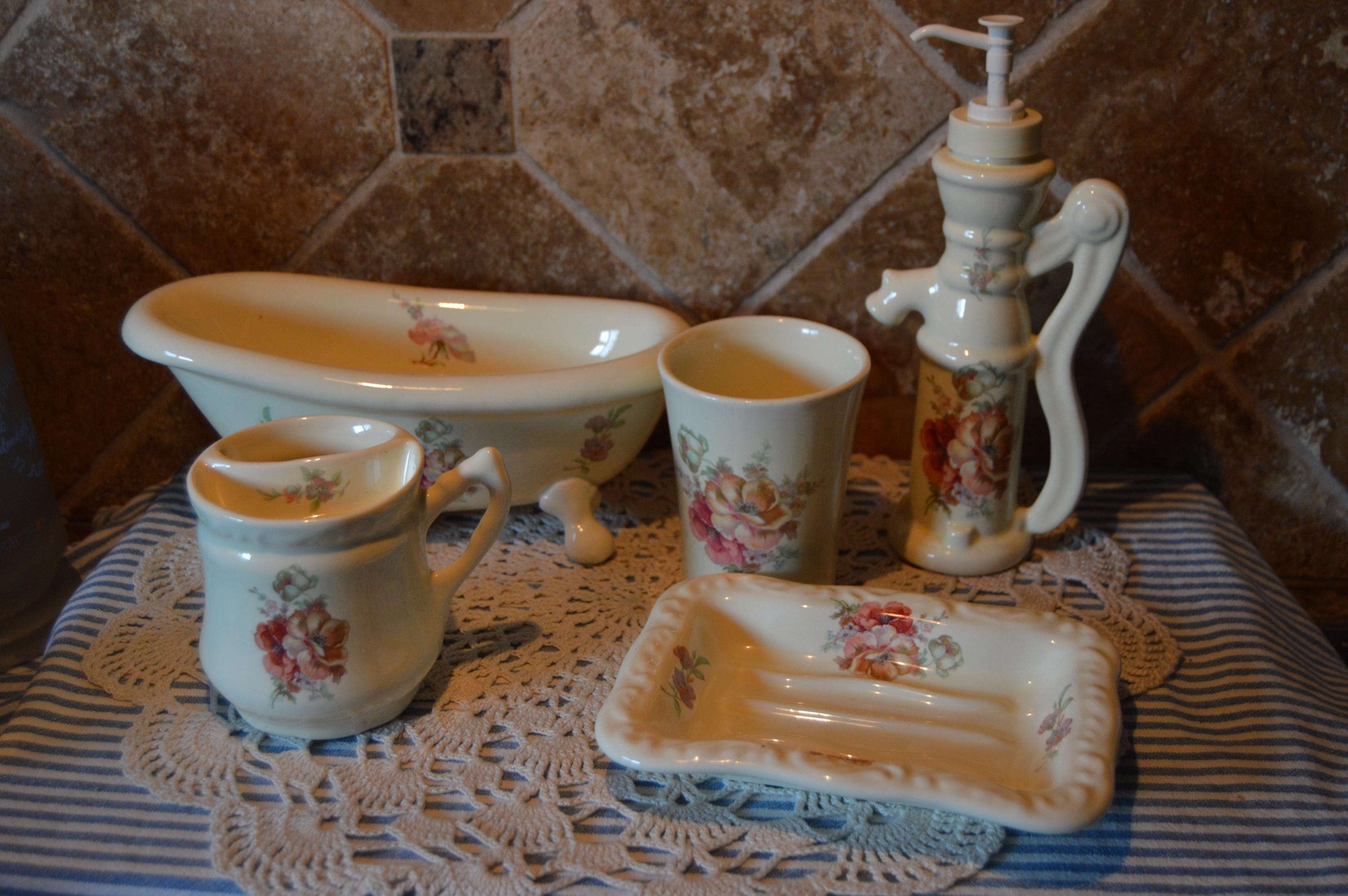 Athena Pottery USA Vintage Bathroom Set~Claw Foot Tub~Soap Dish~Shaving…