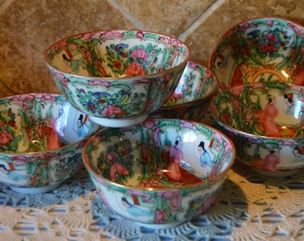 Six Rose Medallion Soup Bowls~4 1/2" Diameter And About 2 1/4" Tall