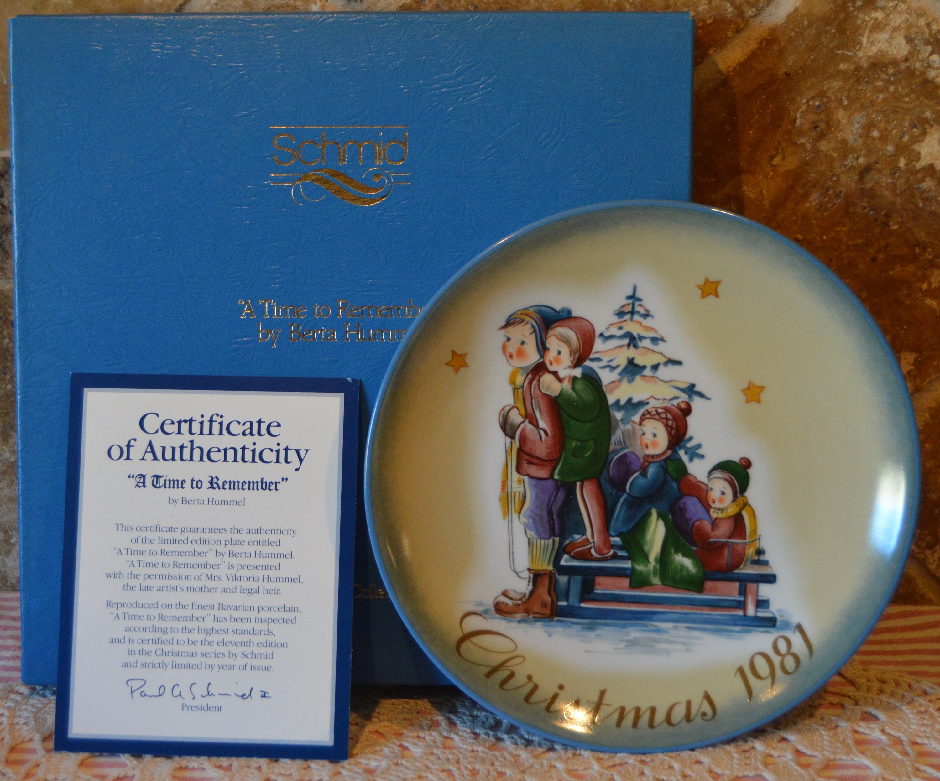 Christmas Plate 1981 - Etsy