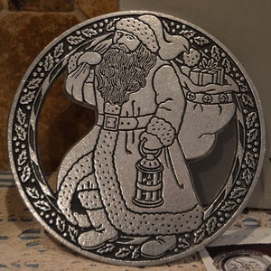 Hard To Find Santa Claus Trivet by Wilton Armetale~Just Under 7&quot; Diameter~Excellent Pre Owned Condition~With Box