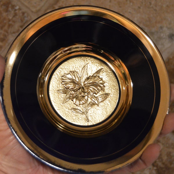 6" Diameter Chokin Plate~Looks Great On The Plate Wall Or Displayed With Oriental Decor~Some Gold Loss At Edges