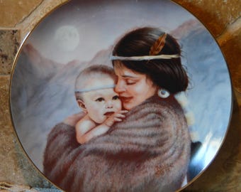 Wunderschöner Teller aus der Serie „Die Liebe der Mutter“ von 1989 – „Mondschein“ von Gregory Perillo – Sammlerteller – 23,5 cm Durchmesser
