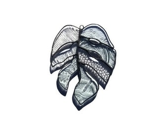 Glass Monstera Leaf in Clear Textures