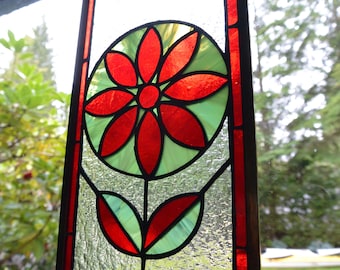 Stained Glass Flower in Red & Green