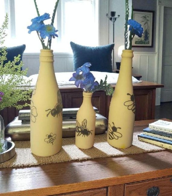 Hand Painted Yellow Bottle Vases with Bee Design – Upcycled Glass Decor, Farmhouse Table Cent