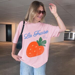 Retro La Fraise Strawberries Shirt Summer Fruit Tshirt Oversized Farmers Market Shirt Trendy Strawberry Tee Aesthetic Preppy Clothes Teens image 8