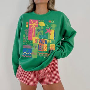 Retro Neon Beach Vibes Sweatshirt Trendy Summer Crewneck Oversized Coastal Shirt Beachy Vacation Sweatshirt Preppy Clothes Teens Aesthetic immagine 4