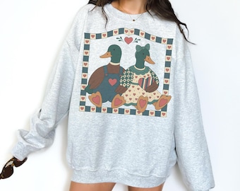 Vintage Inspired Mallard Ducks Sweatshirt Trendy Grandmillennial Crewneck Cute Duck Grandma Sweatshirt Retro 90s Silly Goose Shirt Oversized