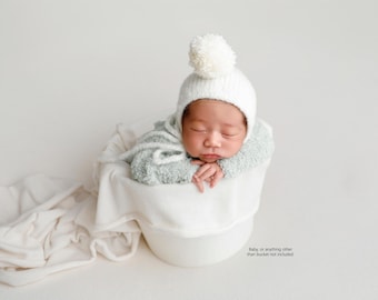Newborn Photography Bucket Prop with Built-In Support Curve | Baby Photo Prop