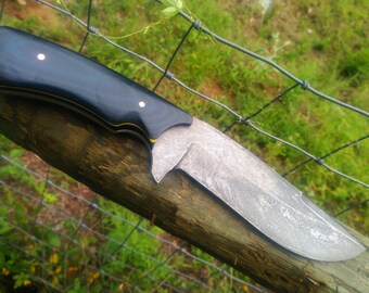 Fighter Handled in Black & Blue Linen Micarta