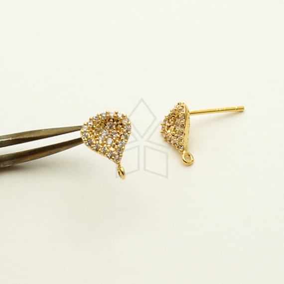 Orecchini a lobo Pandora a forma di cuore dorati 264393C00 – JOY Gioielli