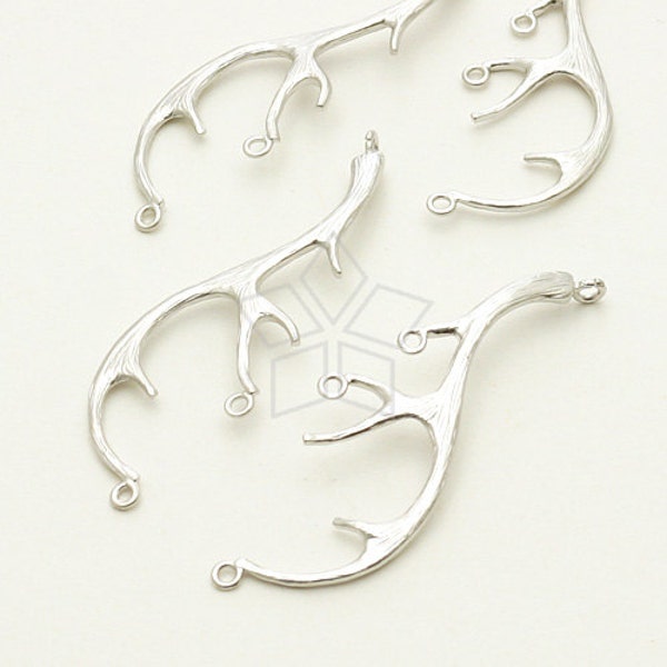 PD-894-MS / 2 Pcs - Deer Antlers Pendant, Left & Right Deer Antlers Charms, Matte Silver Plated over Brass / 14x40mm
