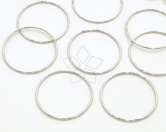 ME-283-OR / 4 Pcs - Quality Closed Ring Connector (M-Size), Twisted Thin Wire Hoop, Circle Ring Pendant, Silver Plated over Brass / 20mm