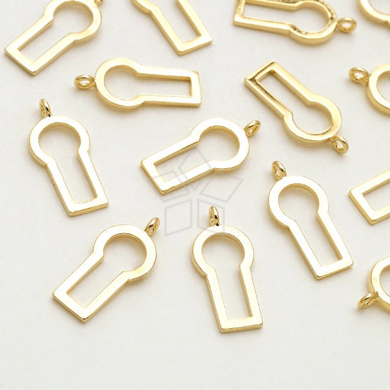 Glossy Key Hole Charms Gold Plated over Brass 7mm x 15mm Simple Key Lock Pendant PD-2640-GD 2 Pcs
