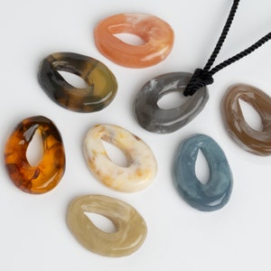 HP72 / 2 Pcs - High Quality Resin Rustic Oval Pendant, Opaque Marble Color Cellulose Acetate Open Drop Ring Charm / 16.5x22mm