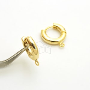 EA-363-OP / 2 Pcs - Thick Round Huggie Hoop Earring, Round Lever Back Ear Hoops, Earring Findings, Gold Plated / 14mm