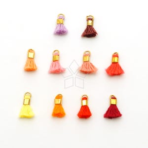 TX95 / 6 pcs - Tiny Mini Tassel Pendant, Handmade Small Cotton Tassels with Gold Plated Brass Cap / 12mm