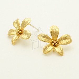 SI-605-MG / 2 Pcs - Cosmos Flower Earrings, Matte Gold Plated, with .925 Sterling Silver Post / 17mm x 15mm