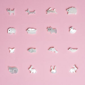 MP-018-WT / 2 Pcs - Animal Collection White Mother-of-Pearl Bead Charm, White Shell Woodland Theme Charm, Choose Your Animal !