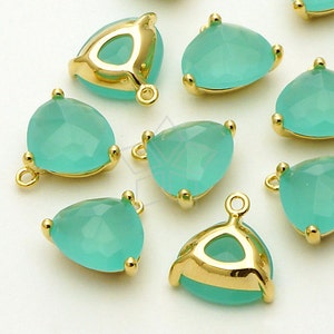 PD-668-GD / 2 Pcs Rounded Edges Triangle Pendant Ice Mint Green, Gold Plated over Brass / 13mm x 13mm image 1